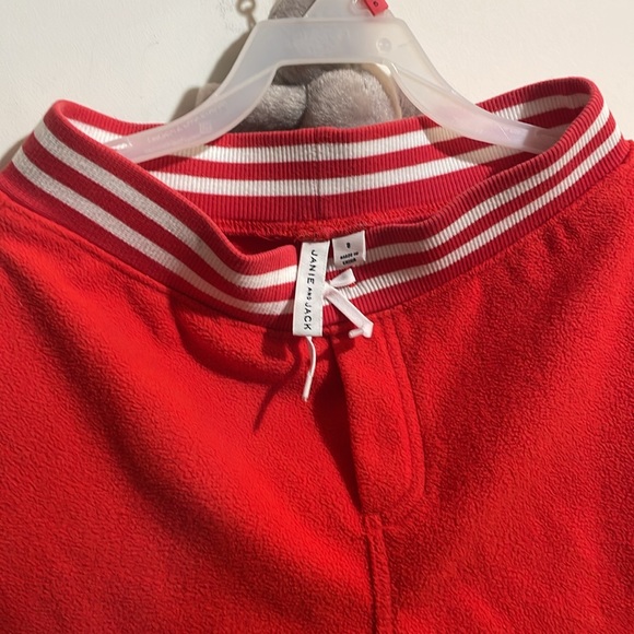 Boys jogger suit, size 7/8 for the hoodie and size 8 for the pants - Picture 4 of 7